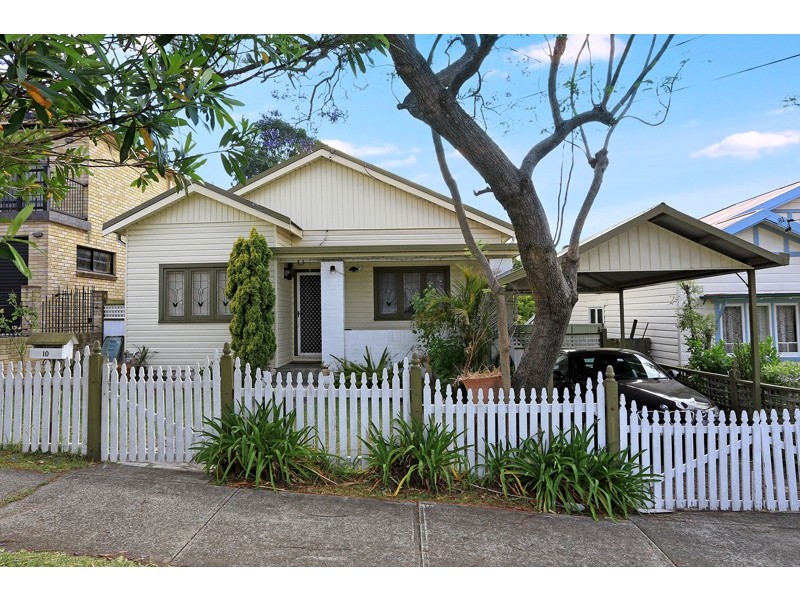 10 Ludgate Street, Roselands NSW 2196