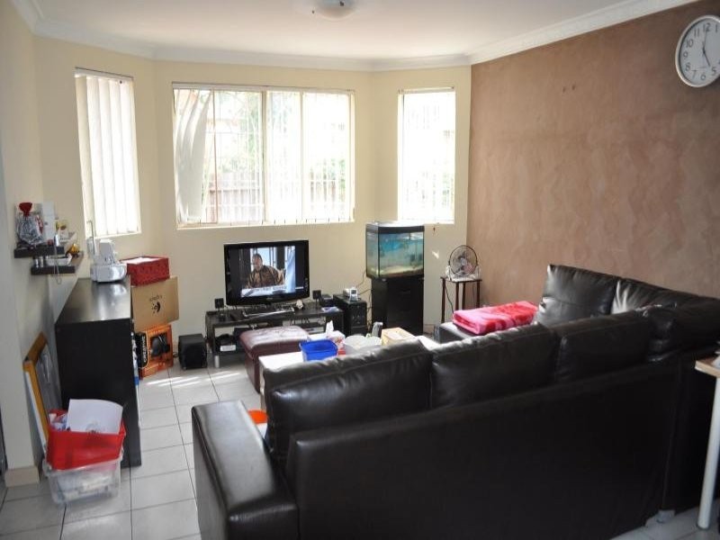 4/116 Highclere Avenue, Punchbowl NSW 2196