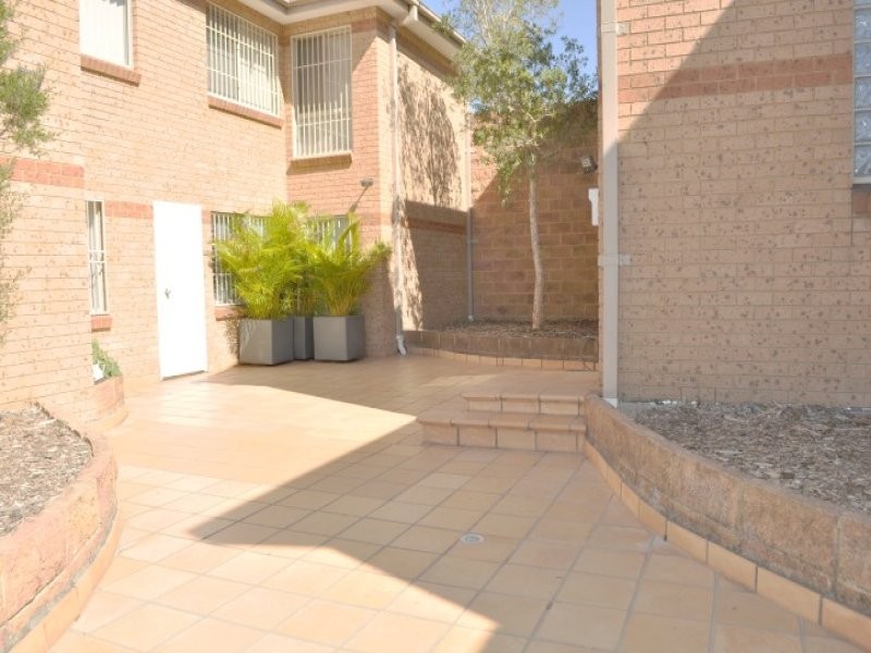 1/15 South Terrace, Punchbowl NSW 2196