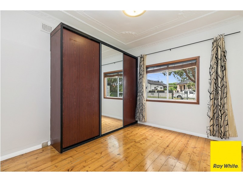 28 Renown Avenue, Wiley Park NSW 2195