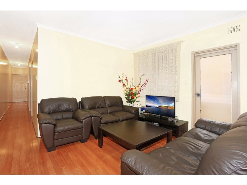 10/10 Fairmount Street, Lakemba NSW 2195