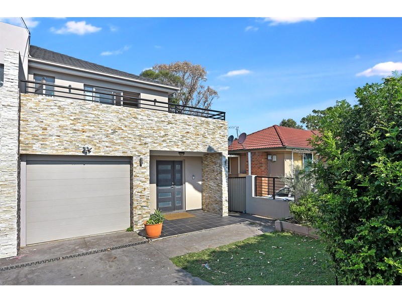 7A KEIRA AVENUE, Greenacre NSW 2190