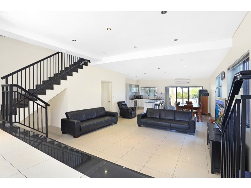 7A KEIRA AVENUE, Greenacre NSW 2190