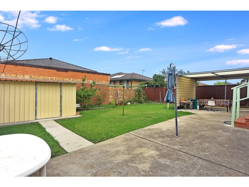 79 Highview Avenue, Greenacre NSW 2190