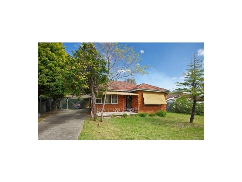 2 Kawana Street, Bass Hill NSW 2197