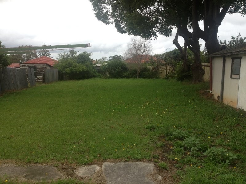 6 Lavender, Punchbowl NSW 2196