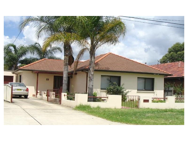 2 Weyland Avenue, Punchbowl NSW 2196