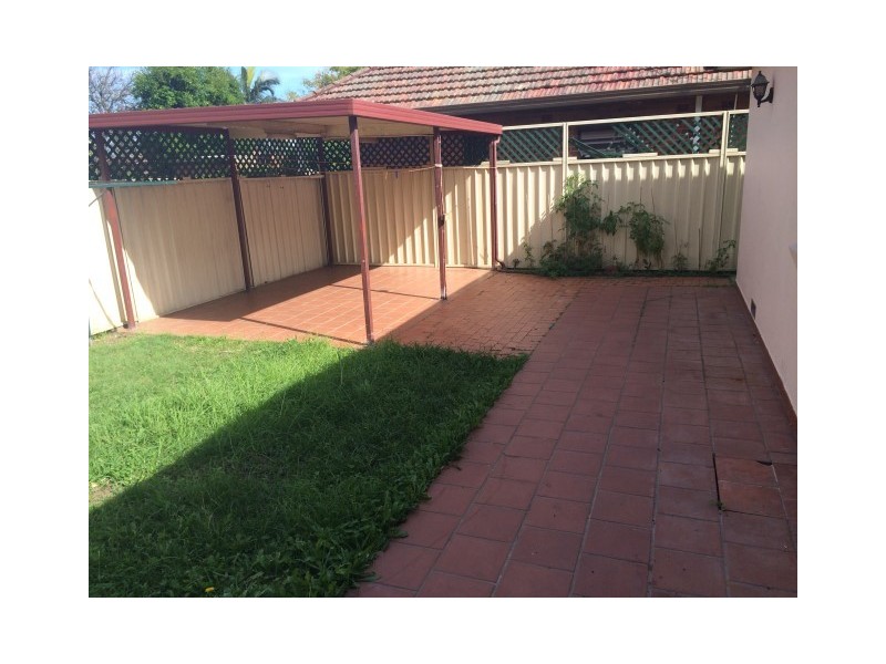 2 Weyland Avenue, Punchbowl NSW 2196