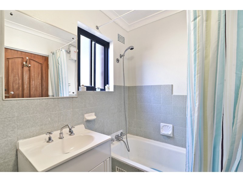 4 Station Street, Mortdale NSW 2223