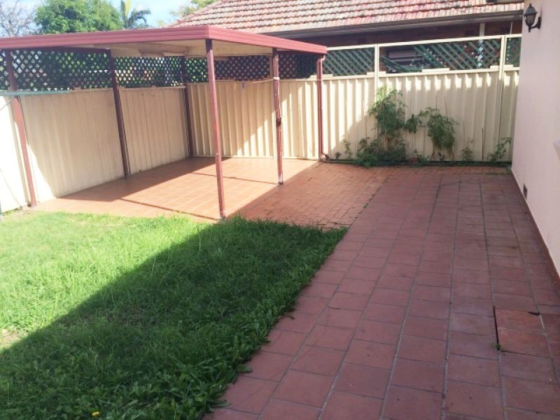 2 Weyland Avenue, Punchbowl NSW 2196