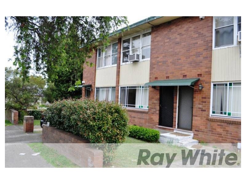 2/25 Blenman Avenue, Punchbowl NSW 2196