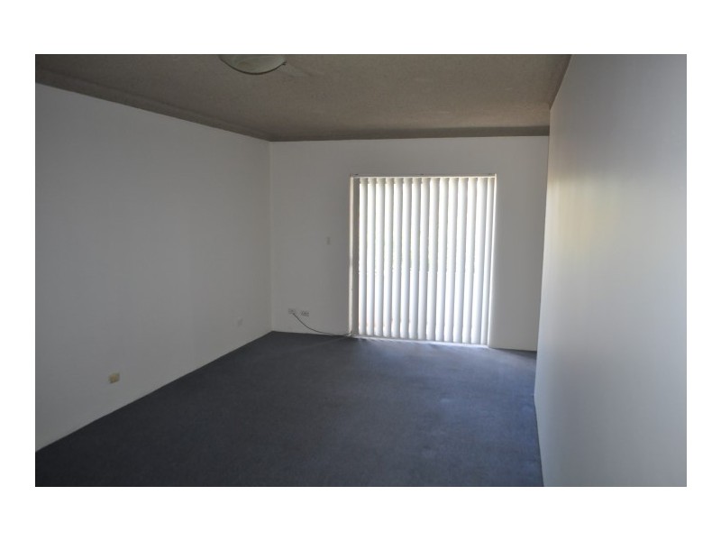 8/18 Campbell Street, Punchbowl NSW 2196