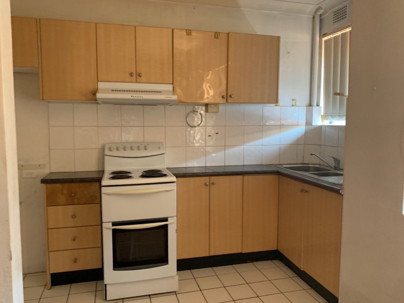 8/87 Hampden Road, Lakemba NSW 2195