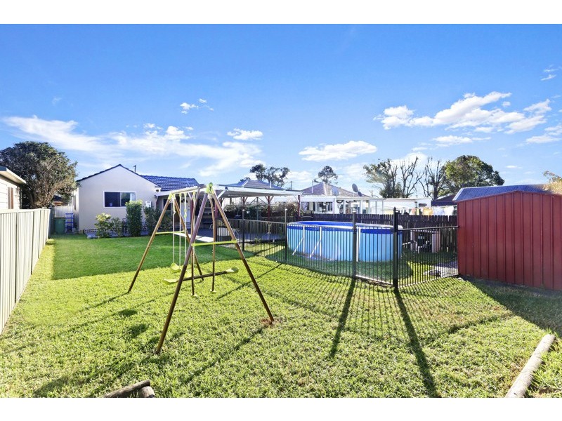 8 Lals Parade, Fairfield East NSW 2165