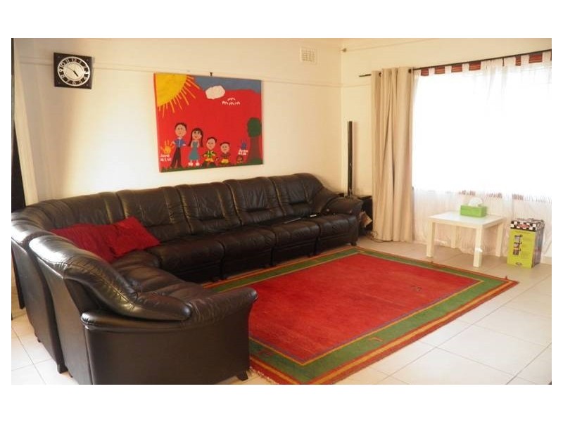 42 Carrisbrook Avenue, Punchbowl NSW 2196