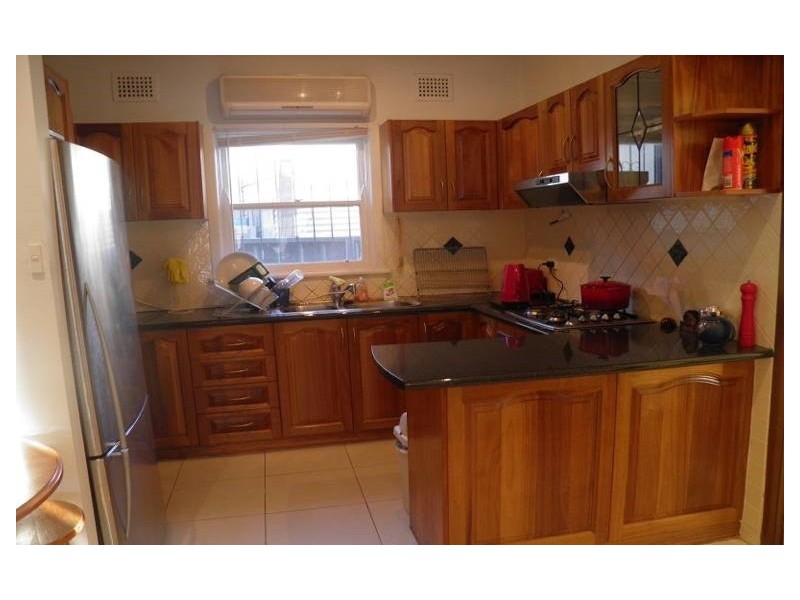 42 Carrisbrook Avenue, Punchbowl NSW 2196