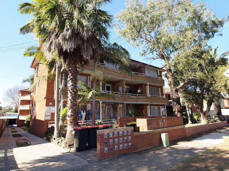 1/61 MacDonald Street, Lakemba NSW 2195