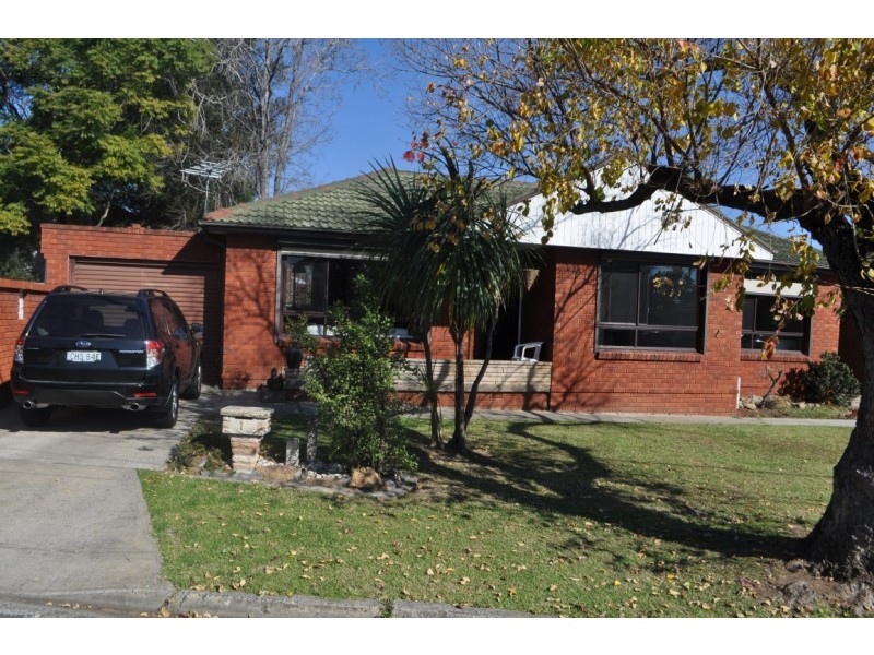 1 Wyleena Place, Punchbowl NSW 2196