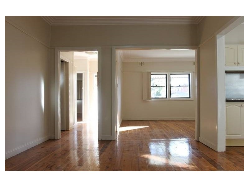 4 Lancaster Avenue, Punchbowl NSW 2196