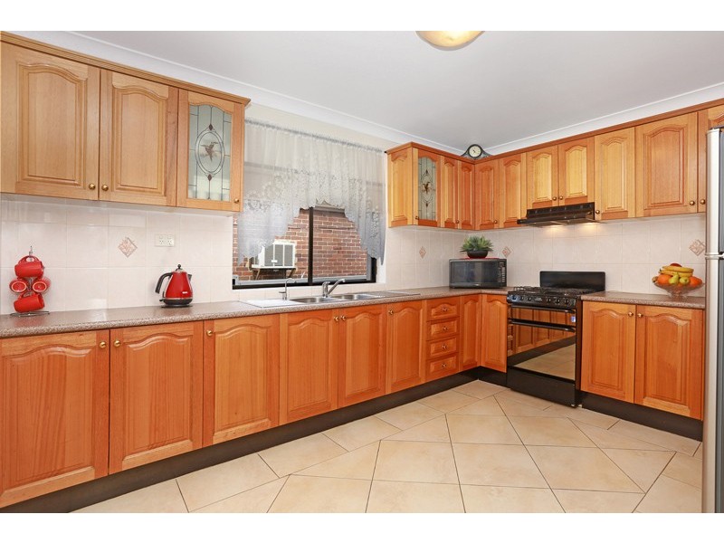 33 Victoria Road, Punchbowl NSW 2196