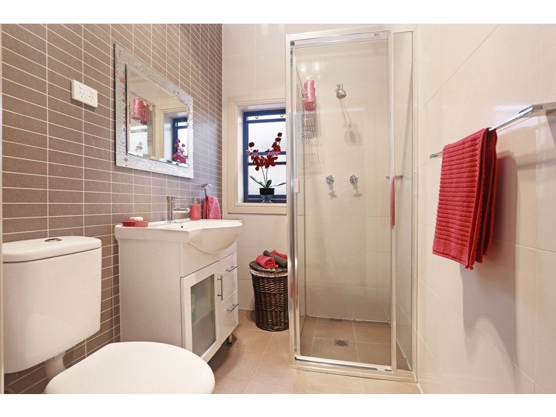 33 Victoria Road, Punchbowl NSW 2196