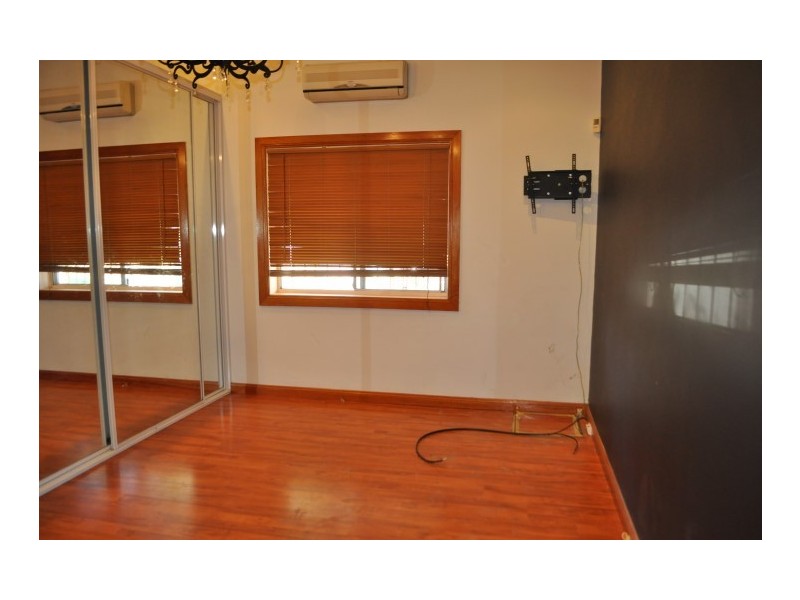 27 Renown Avenue, Wiley Park NSW 2195