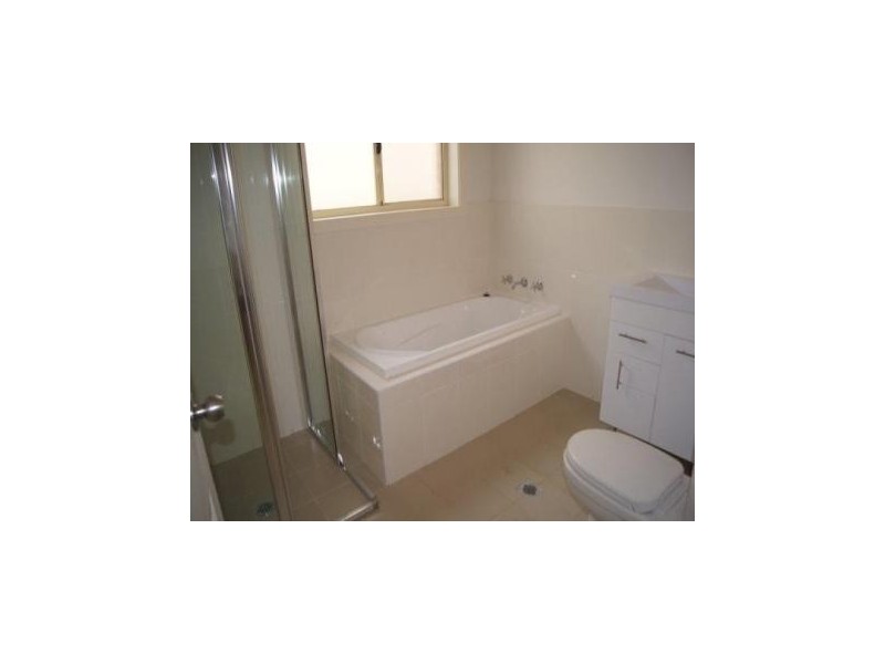 5/2 Literature Place, Blackett NSW 2770