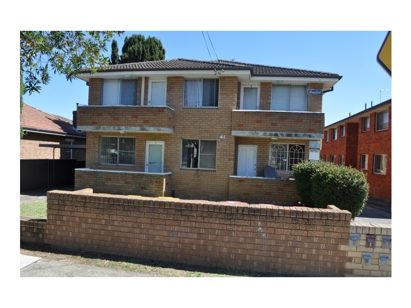 2/41-43 Matthew Street, Punchbowl NSW 2196