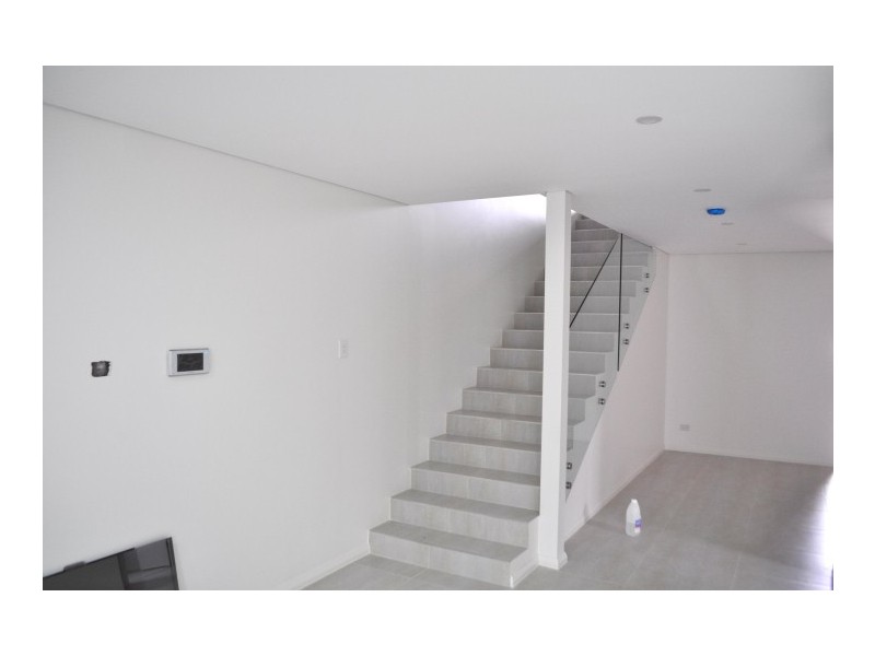 12 Kawana Street, Bass Hill NSW 2197