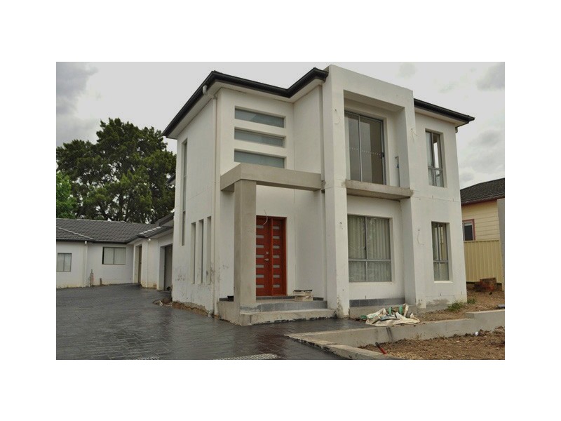 4/7-11 Ludgate Street, Roselands NSW 2196