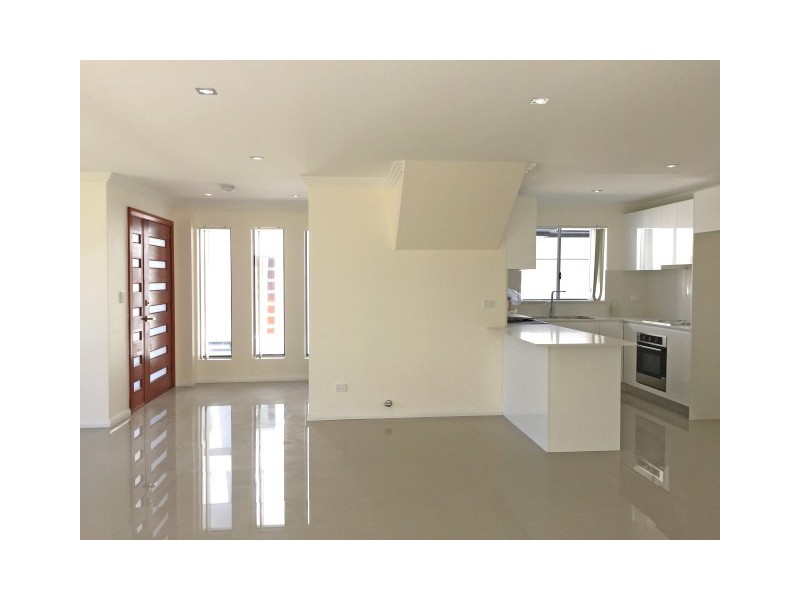1/7-11 Ludgate St, Roselands NSW 2196