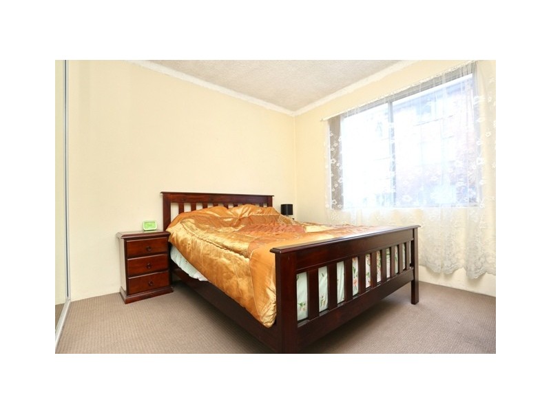 1/32 Pirie Street, Liverpool NSW 2170