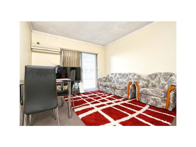 1/32 Pirie Street, Liverpool NSW 2170