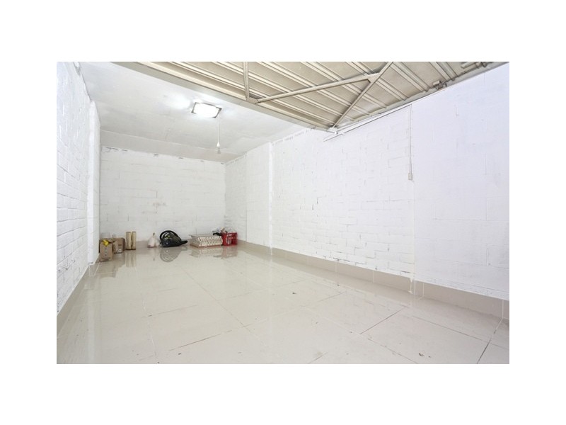 1/32 Pirie Street, Liverpool NSW 2170