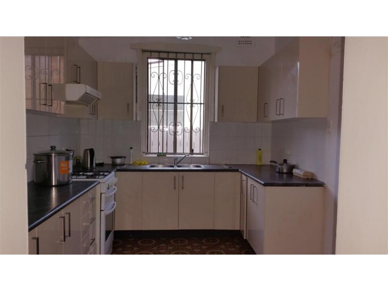 32 MATTHEW, Punchbowl NSW 2196