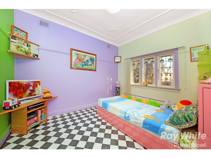 5 Shadforth Street, Wiley Park NSW 2195