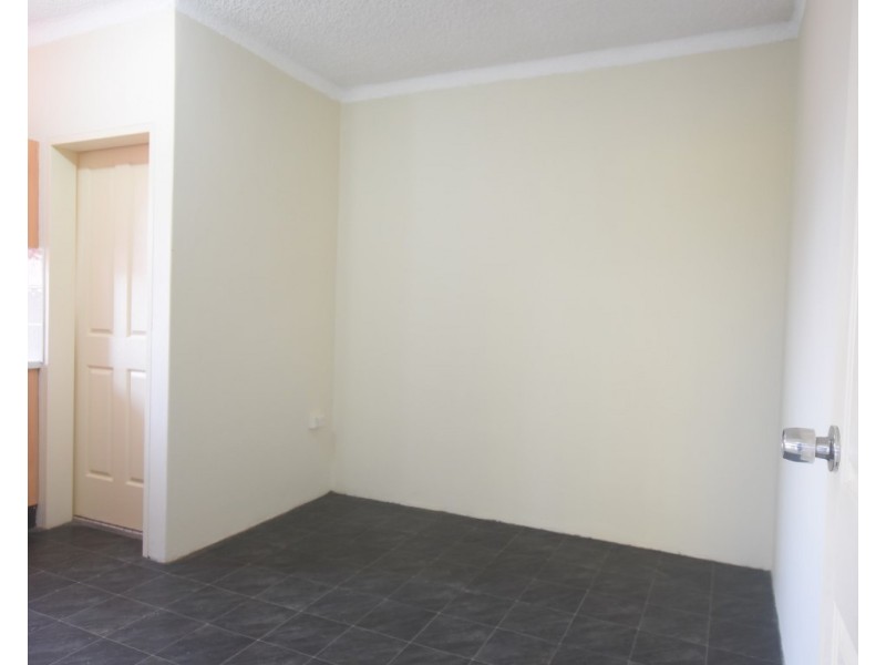 6/76 Rossmore ave, Punchbowl NSW 2196