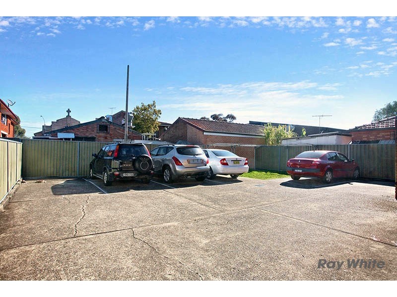 2/19 Arthur Street, Punchbowl NSW 2196