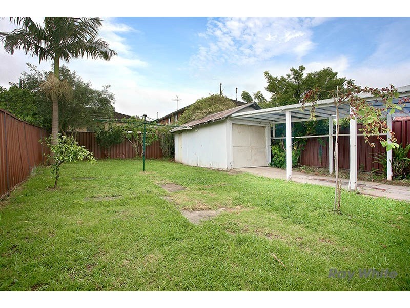 11 Viola Street, Punchbowl NSW 2196