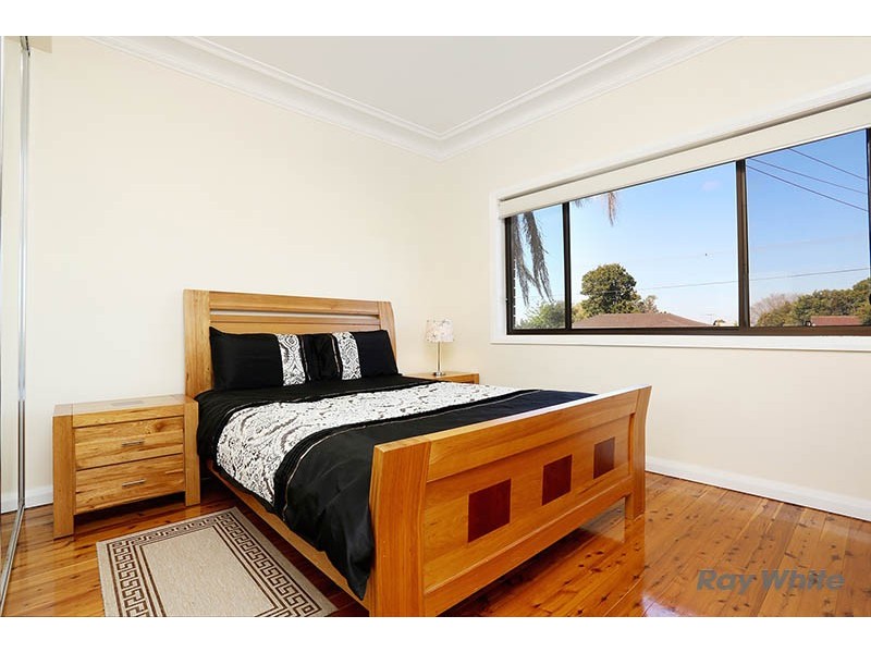 25 Reserve Road, Casula NSW 2170