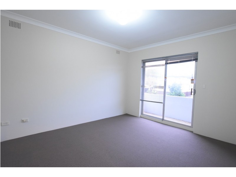 3 / 69-71 Denman Avenue, Wiley Park NSW 2195