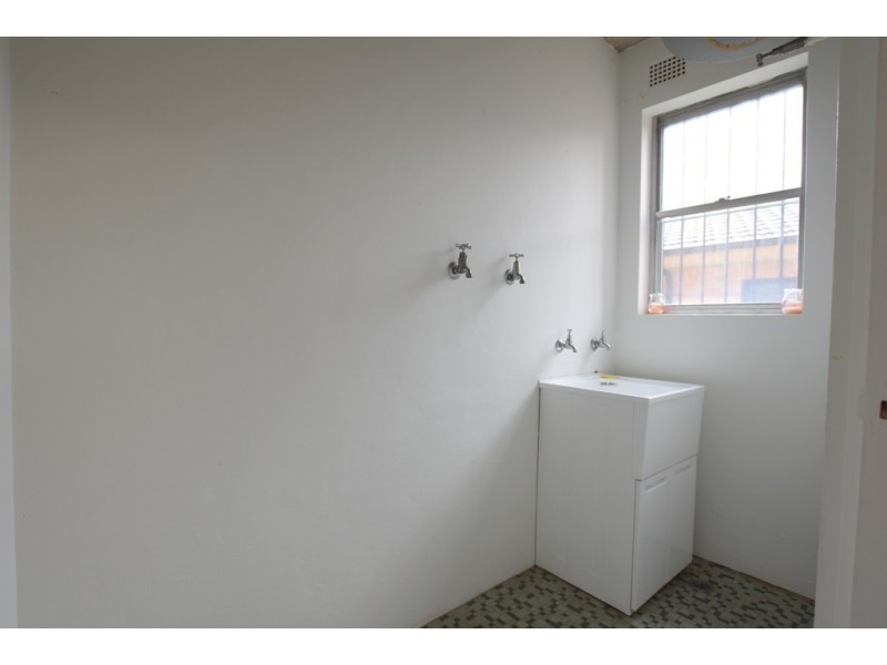 2 / 50 ROSSMORE, Punchbowl NSW 2196