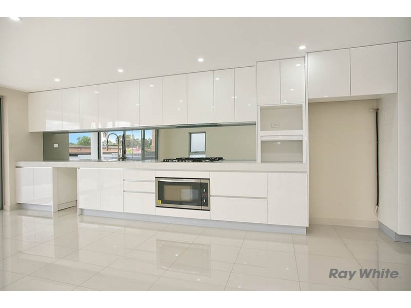 2C Shannon Street, Greenacre NSW 2190