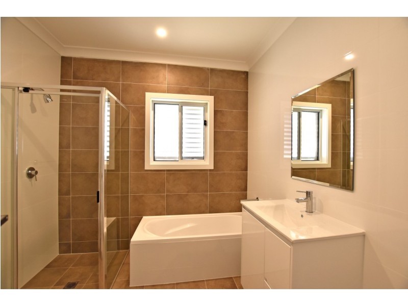 1-6/14 Gowrie Ave, Punchbowl NSW 2196