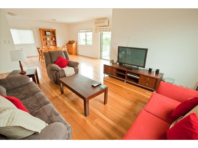2/70 Catherine Street, Punchbowl NSW 2196