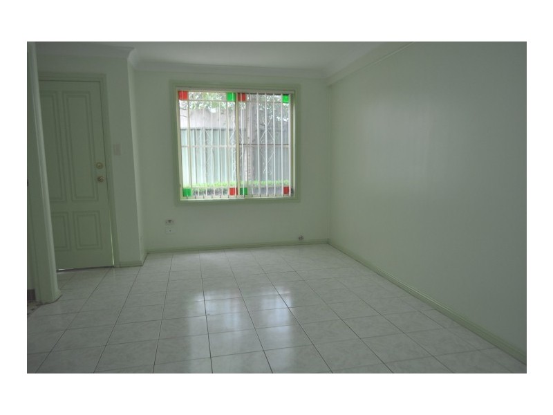 3/118 Rossmore Ave, Punchbowl NSW 2196