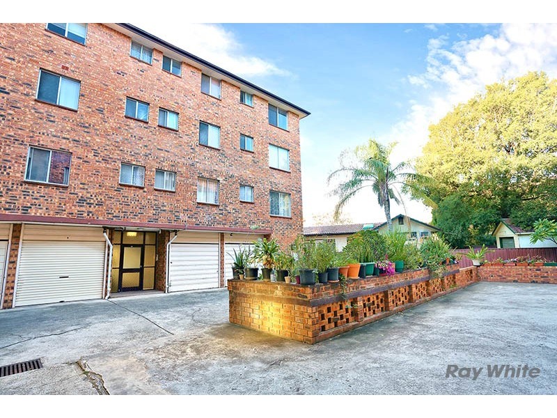 1/32 Pirie Street, Liverpool NSW 2170