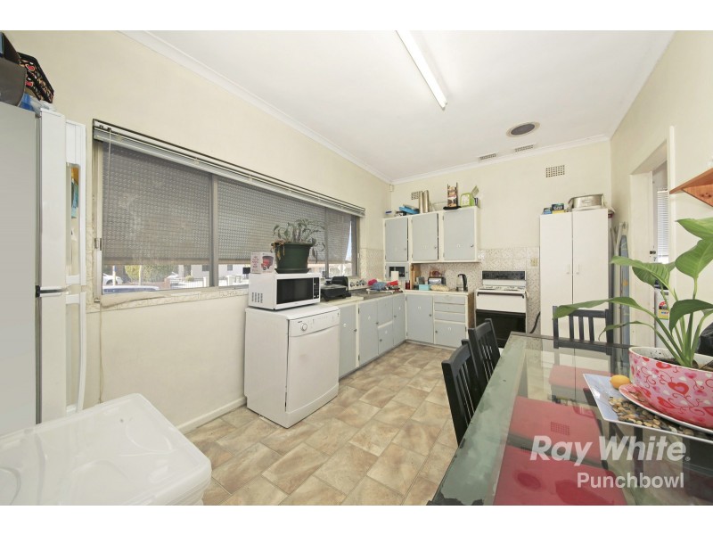 39 Cullens Road, Punchbowl NSW 2196