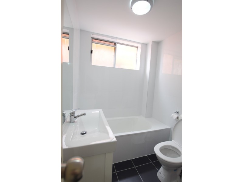 11/96 Copeland Street, Liverpool NSW 2170