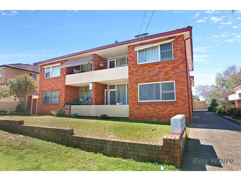 4/90-92 The Broadway, Punchbowl NSW 2196